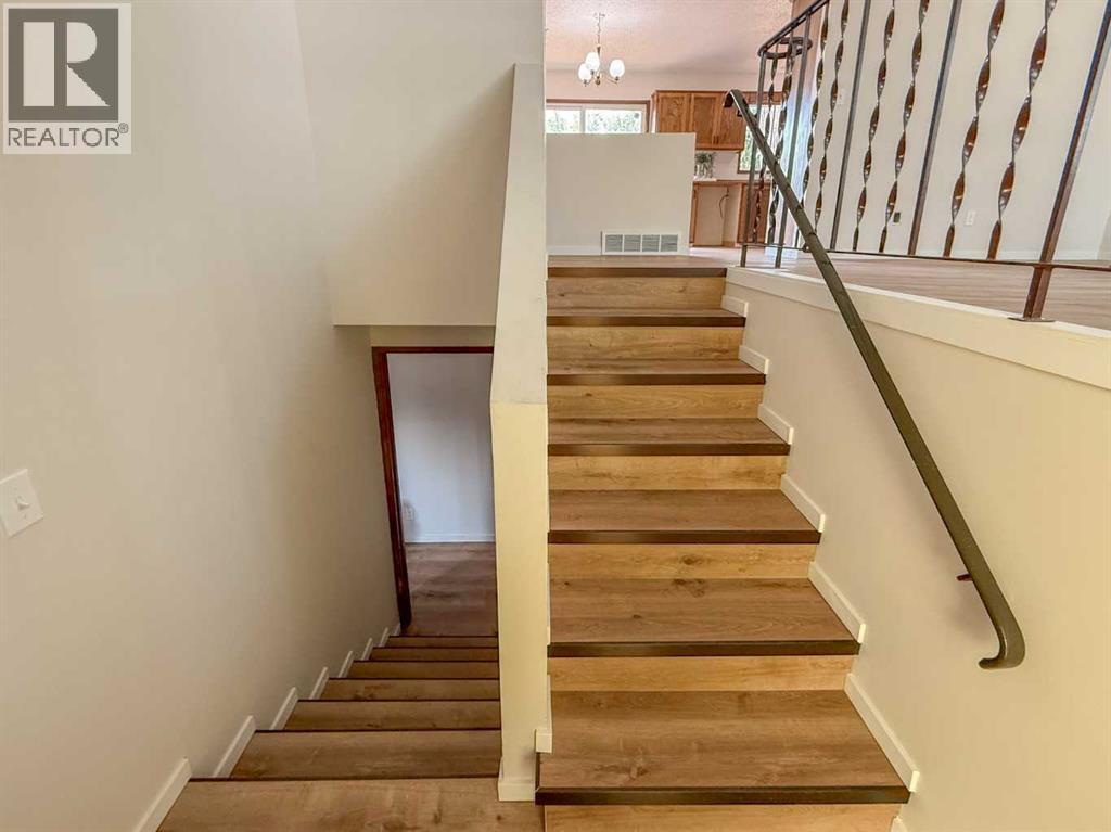 305 51 Avenue - Image 7