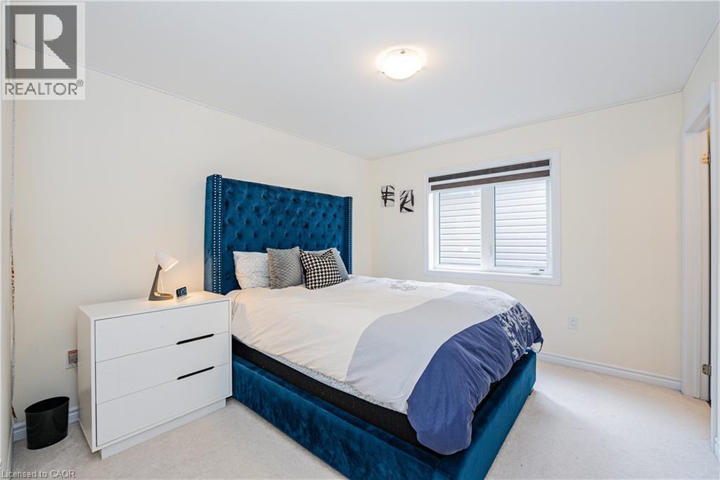 22 OAKTREE Drive - Image 29