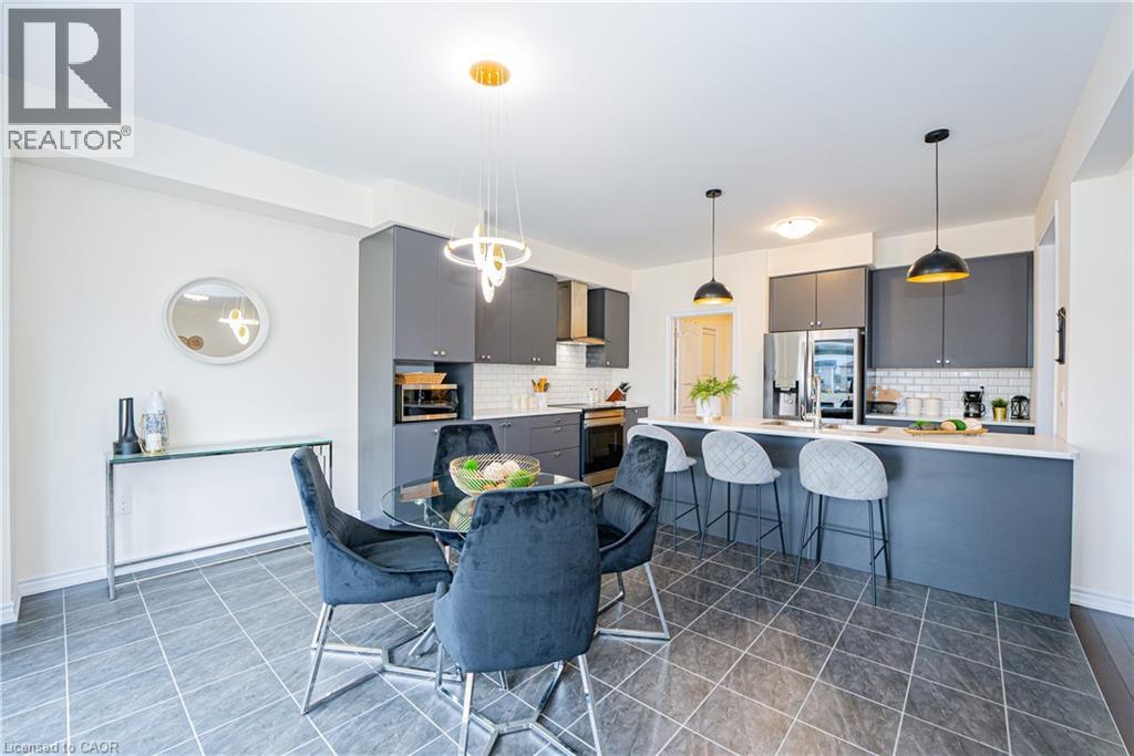 22 OAKTREE Drive - Image 13