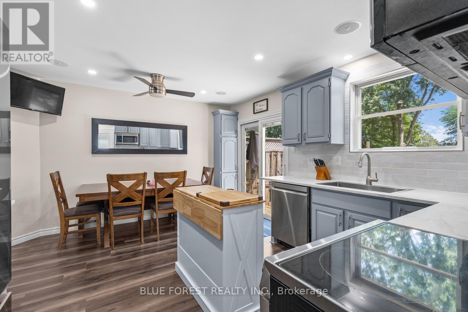 48 ROSAMOND CRESCENT - Image 12