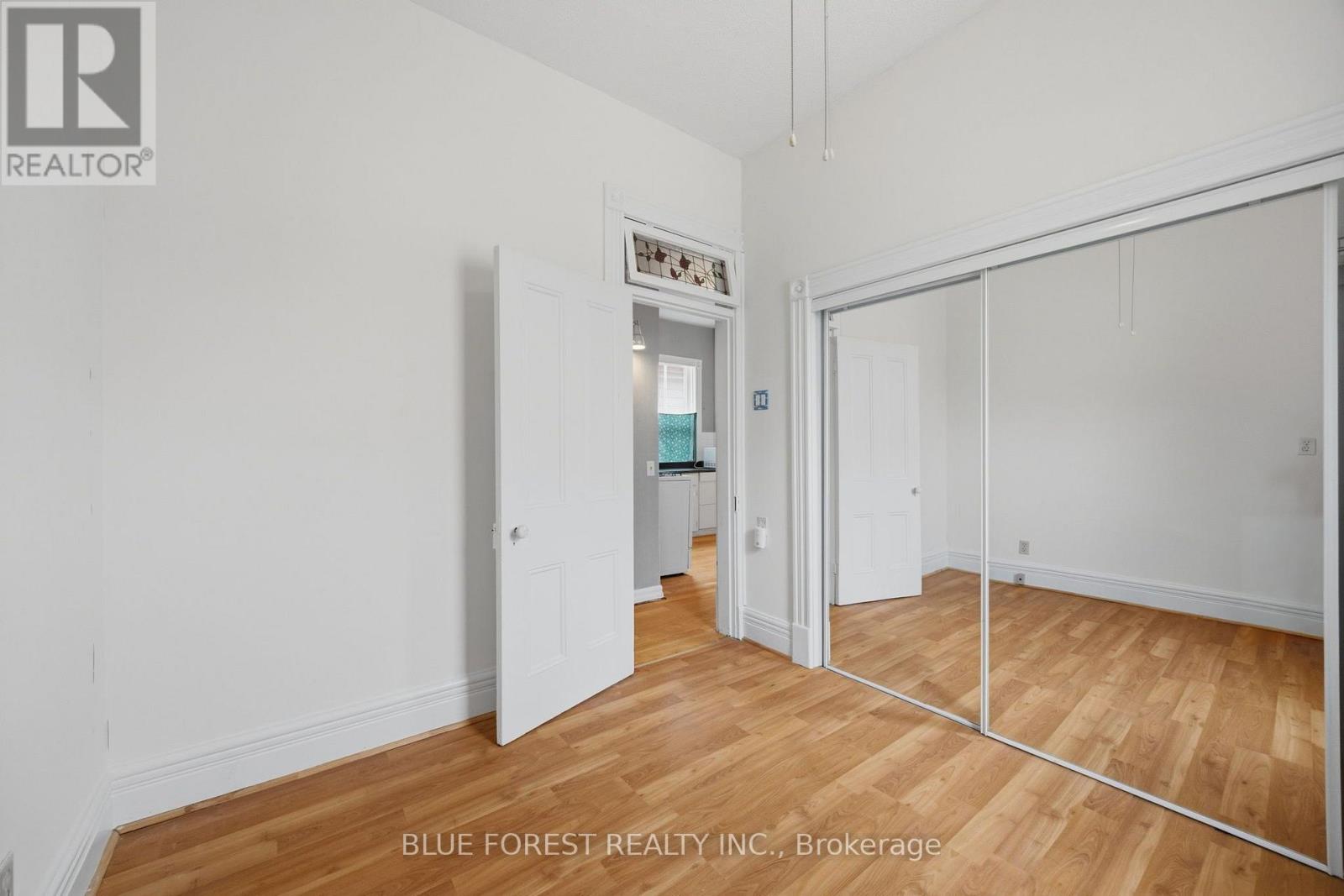 548 ELIZABETH STREET - Image 27