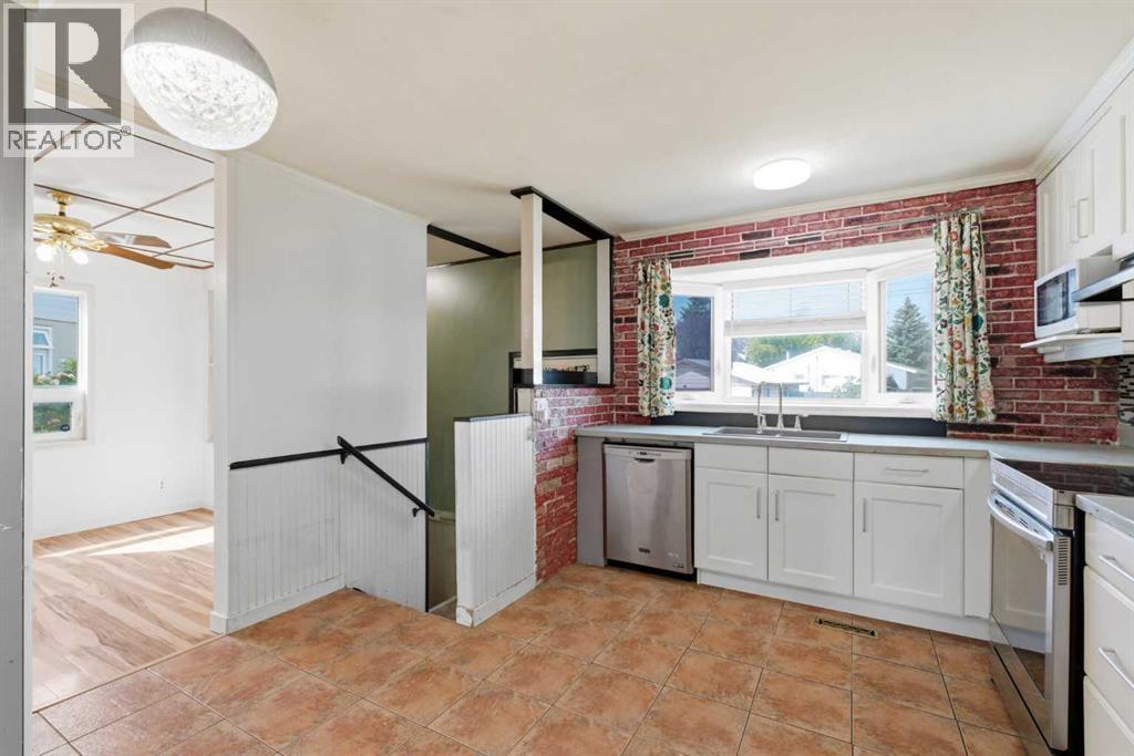 7807 Olympia Bay SE - Image 7