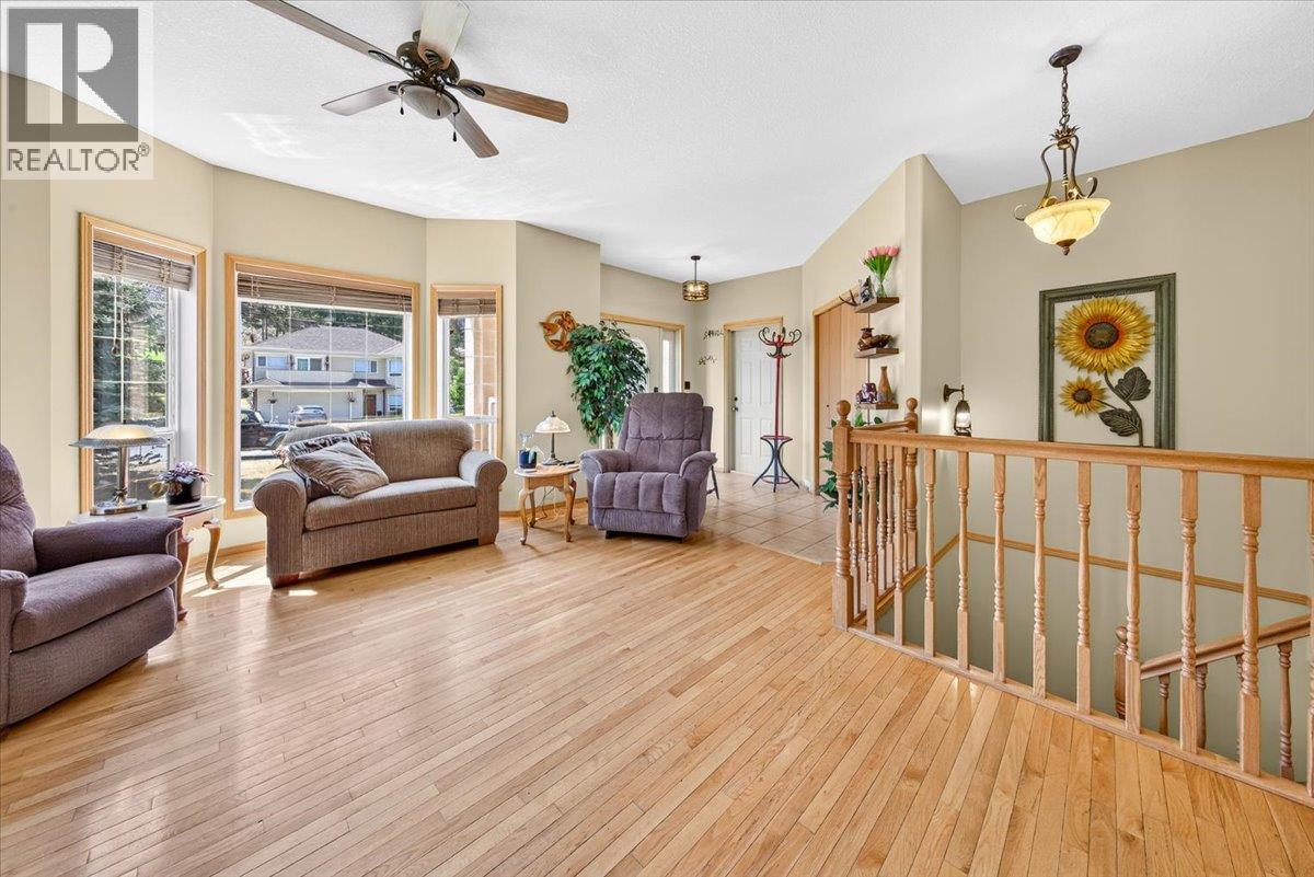 794 WESTRIDGE Drive - 6
