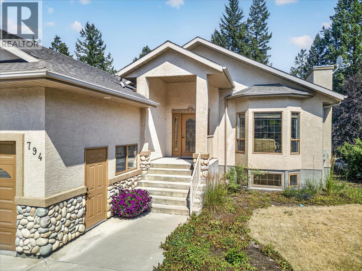 794 WESTRIDGE Drive - 3