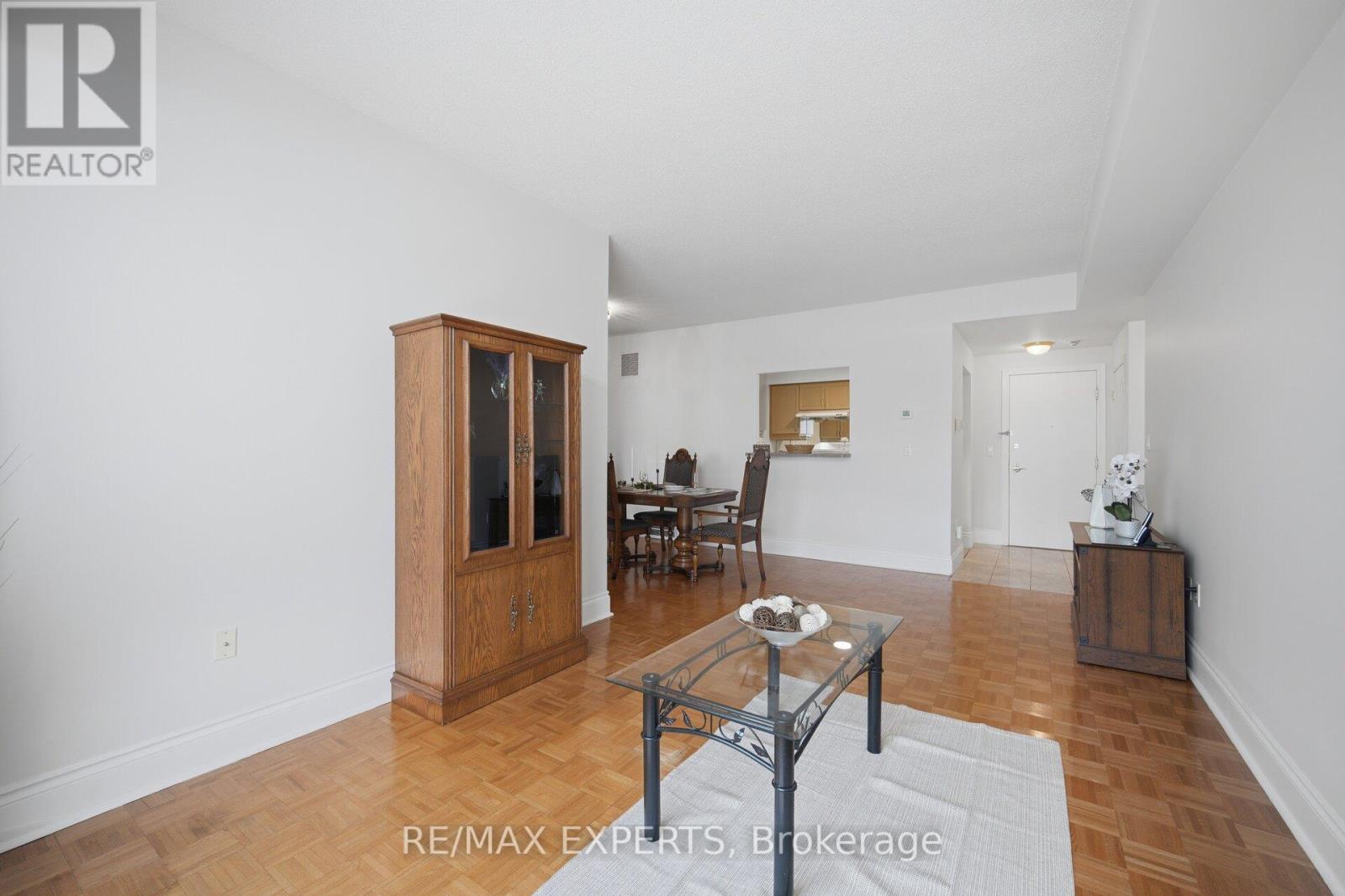 #209 53 WOODBRIDGE AVENUE - 16