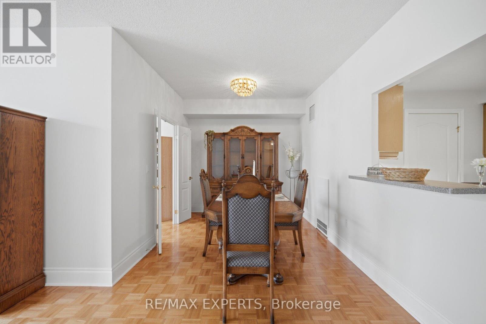 #209 53 WOODBRIDGE AVENUE - 17