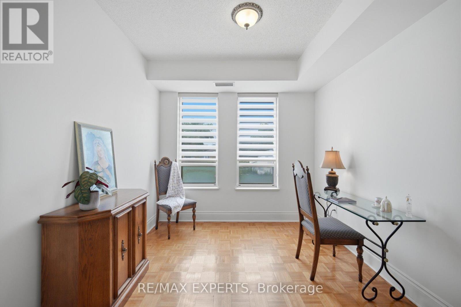 #209 53 WOODBRIDGE AVENUE - 20