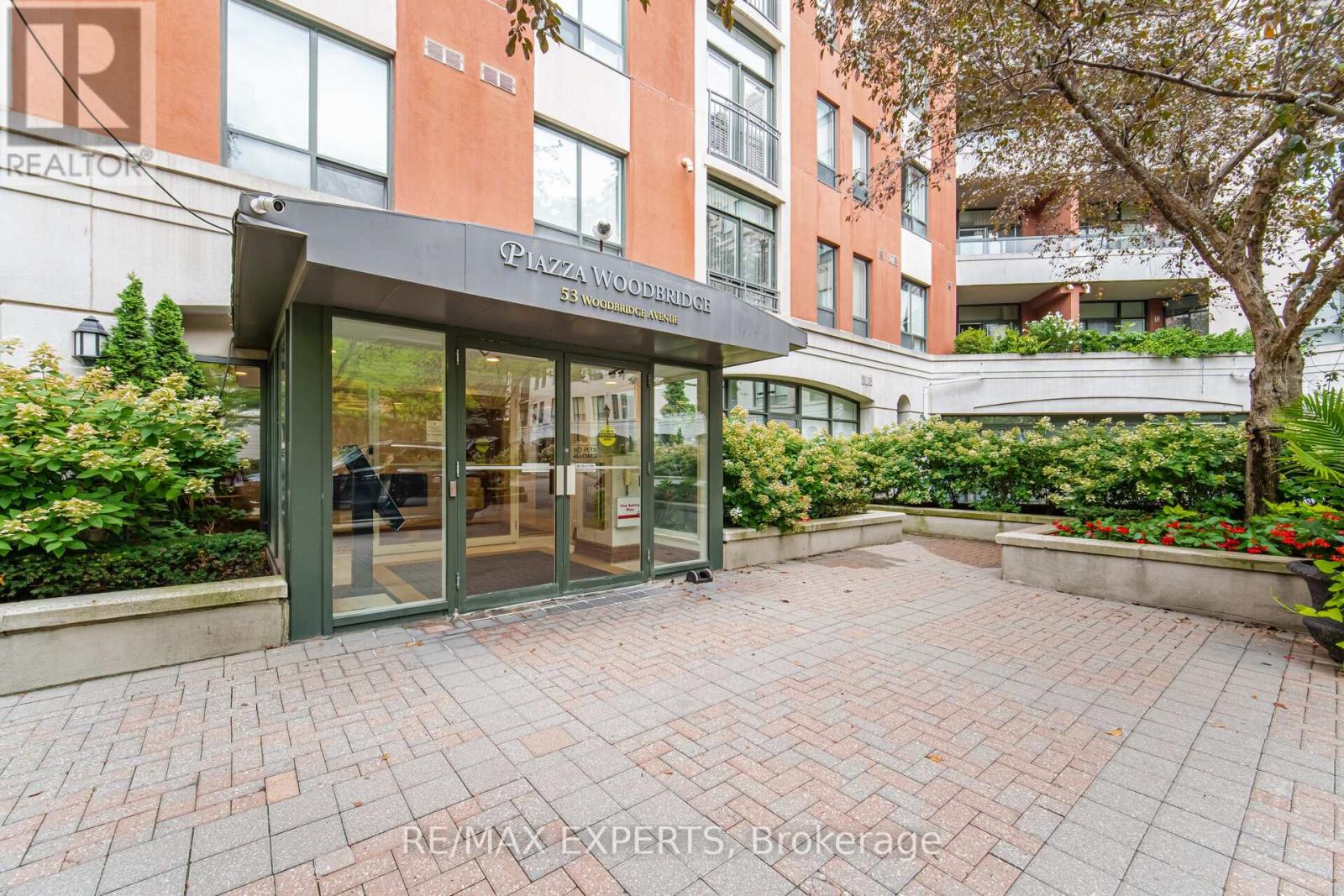 #209 53 WOODBRIDGE AVENUE - 3