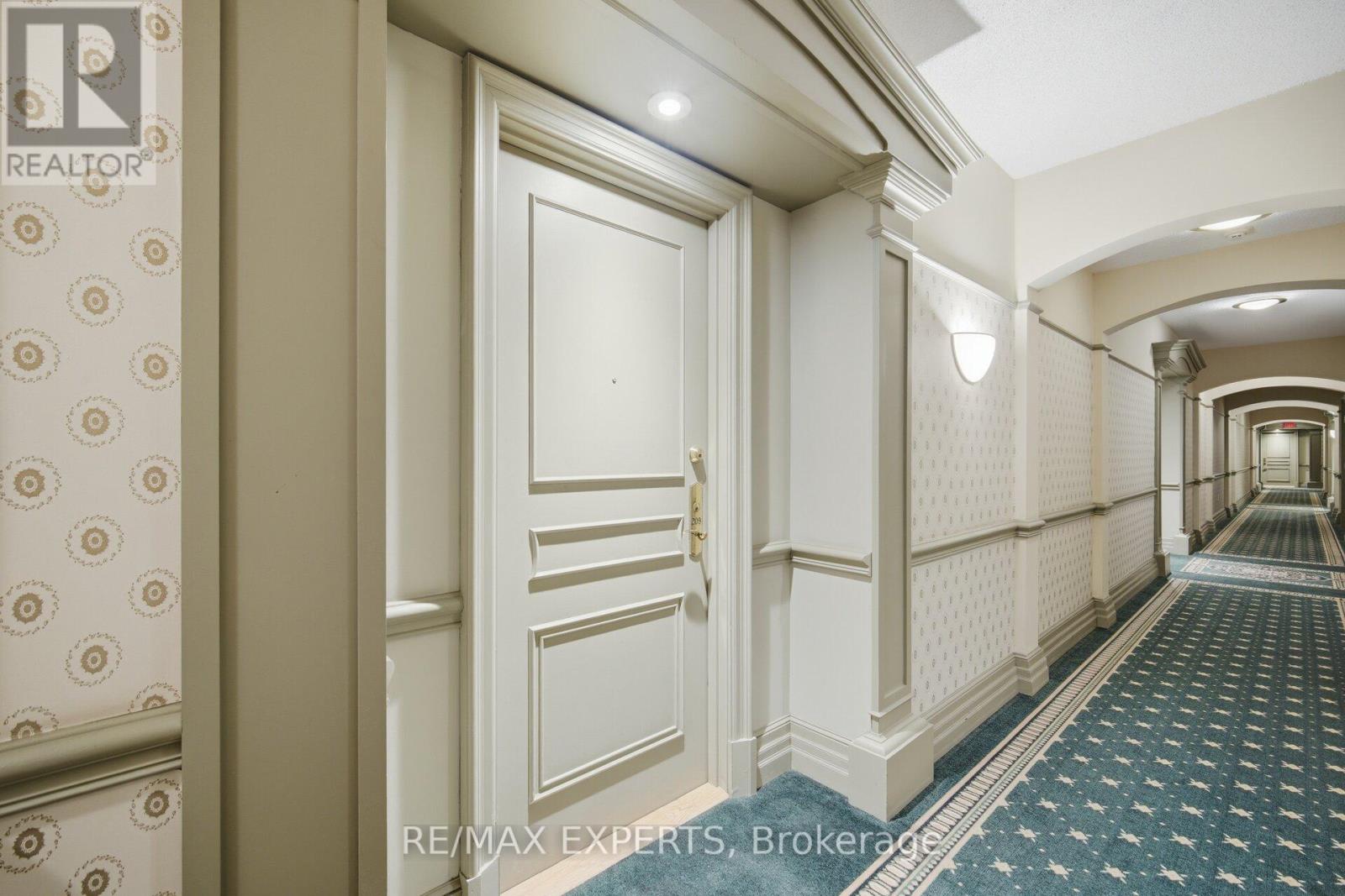 #209 53 WOODBRIDGE AVENUE - 5