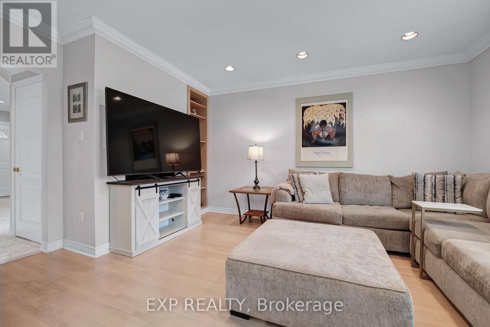591 PLANTATION GATE - 12