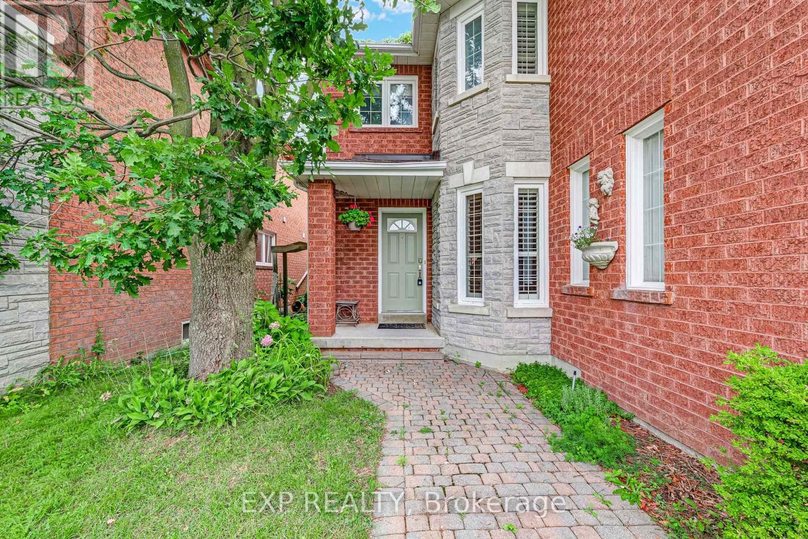 591 PLANTATION GATE - 3