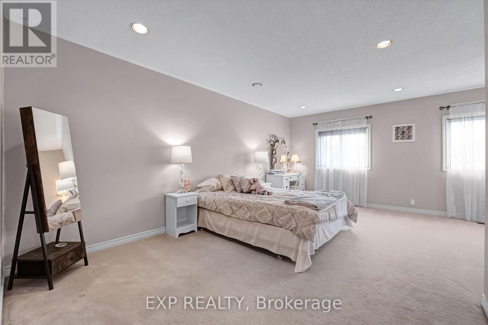 591 PLANTATION GATE - 30
