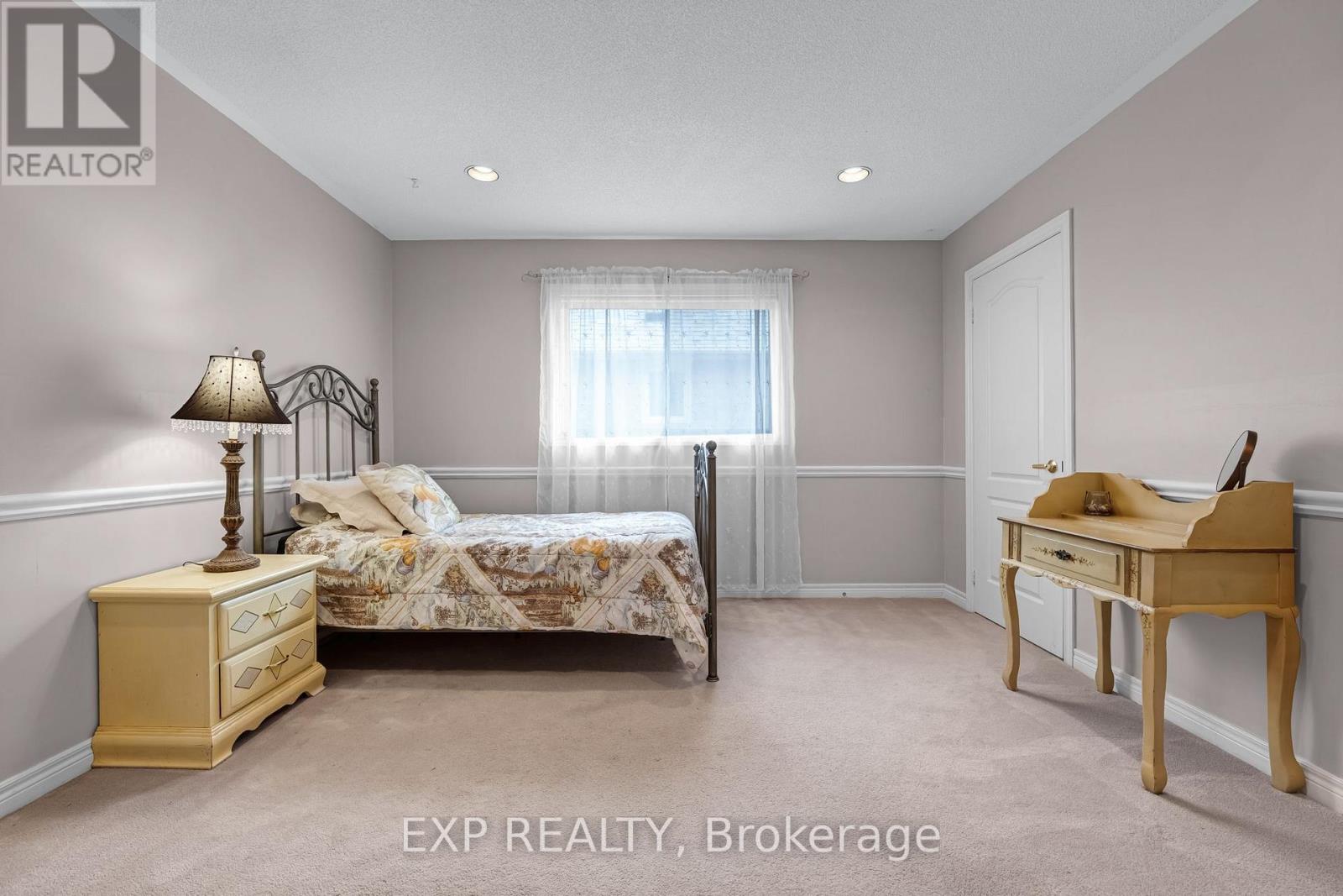 591 PLANTATION GATE - 36