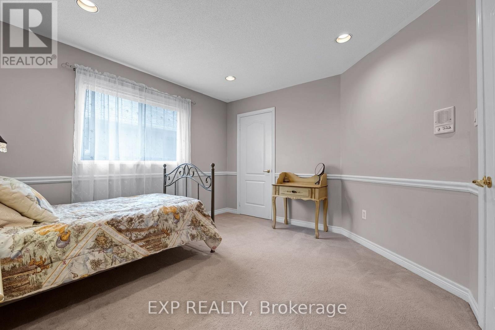 591 PLANTATION GATE - 37