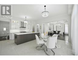 Kitchen - 642 Barons Street, Vaughan, ON L4H5C5 Photo 10