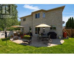4 Gold Park Gate, Essa, ON L3W0C2 Photo 17