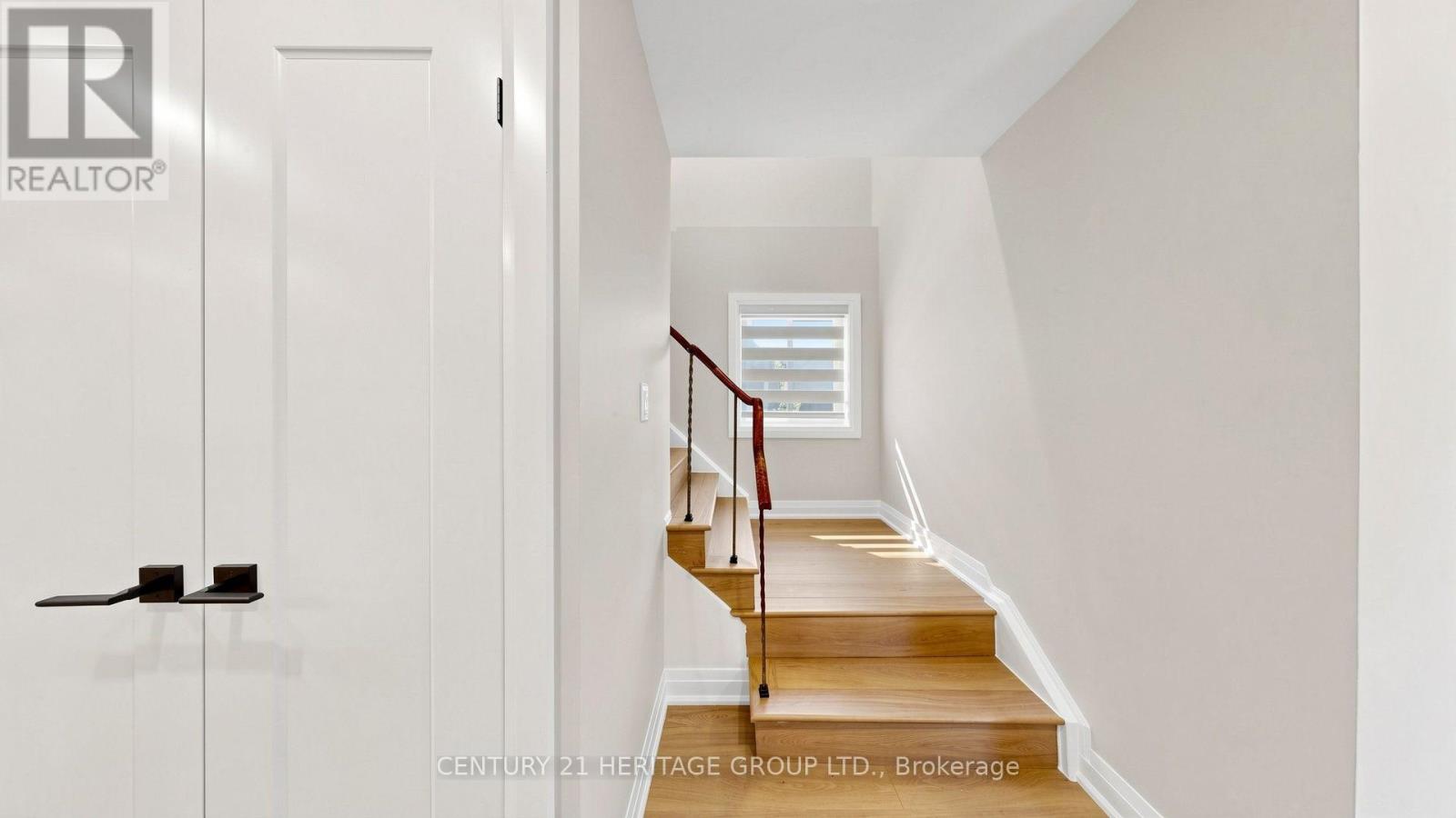 52 LUND STREET - 12