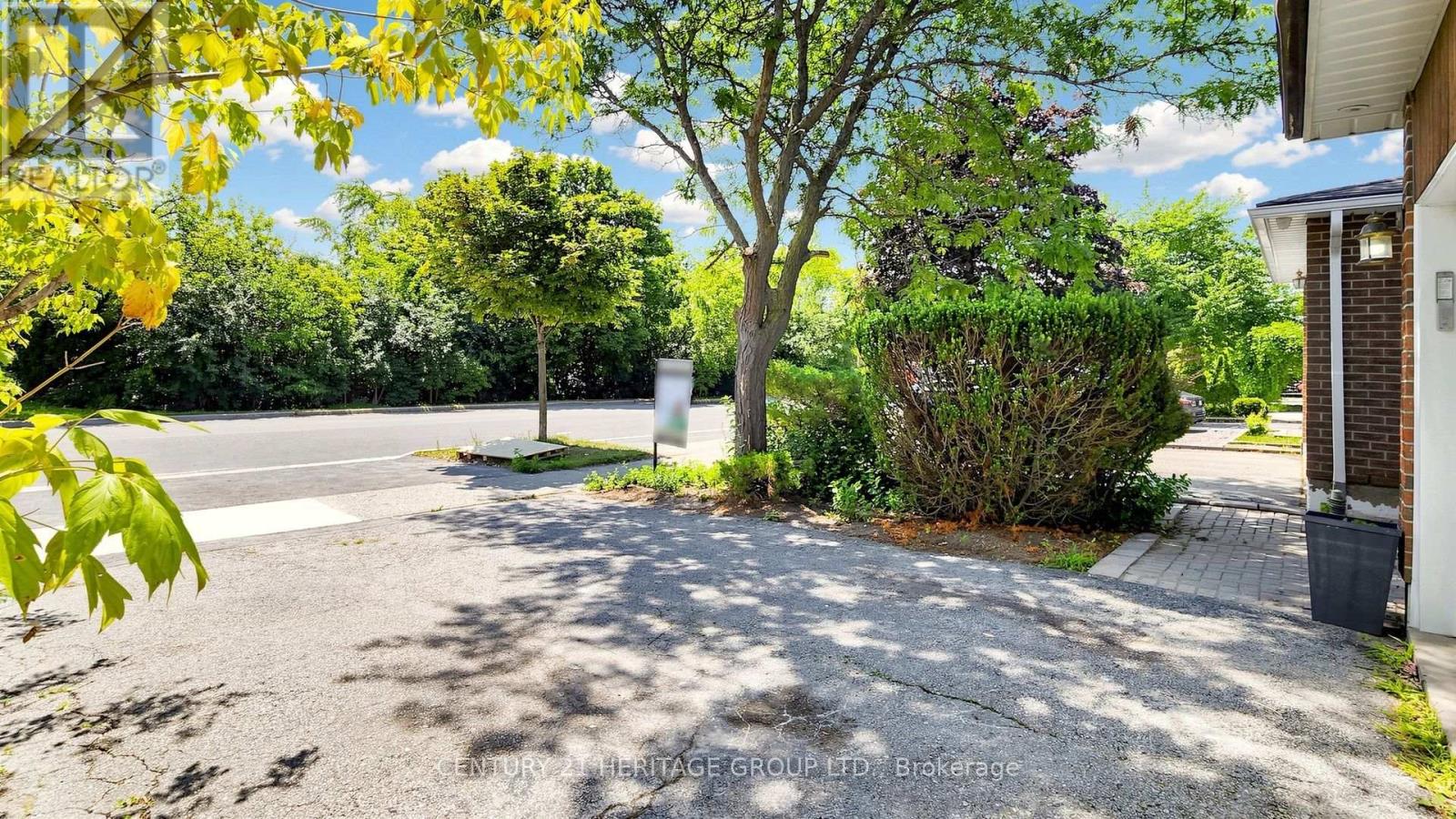 52 LUND STREET - 3
