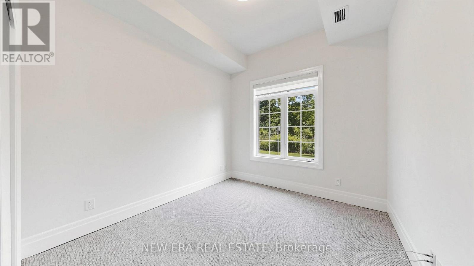 #108 2300 UPPER MIDDLE ROAD W - 27