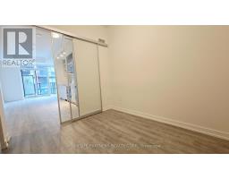414 - 2300 St Clair Avenue W, Toronto, ON M6N0B3 Photo 7