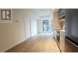 414 - 2300 St Clair Avenue W, Toronto, ON M6N0B3 Photo 8
