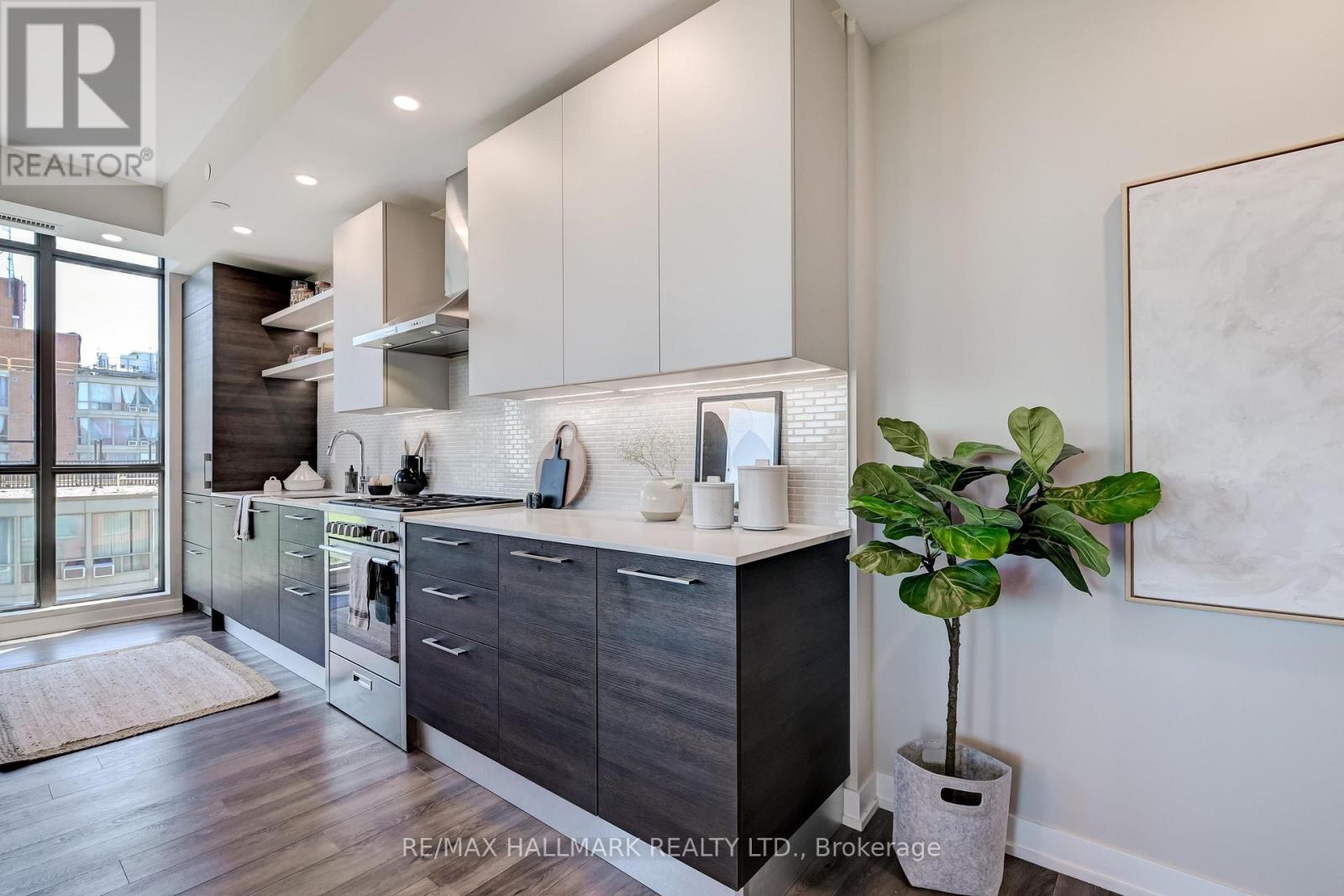#402 2118 BLOOR STREET W - 12