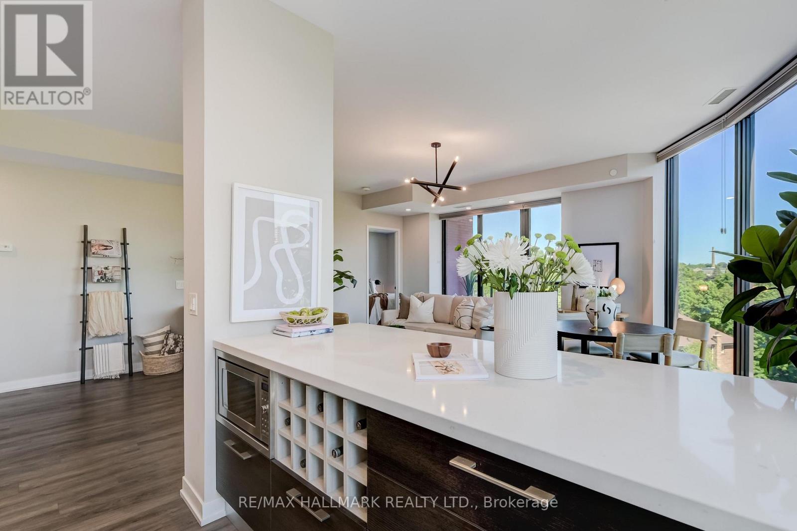 #402 2118 BLOOR STREET W - 15