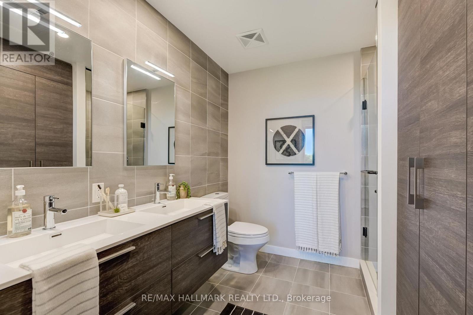 #402 2118 BLOOR STREET W - 25
