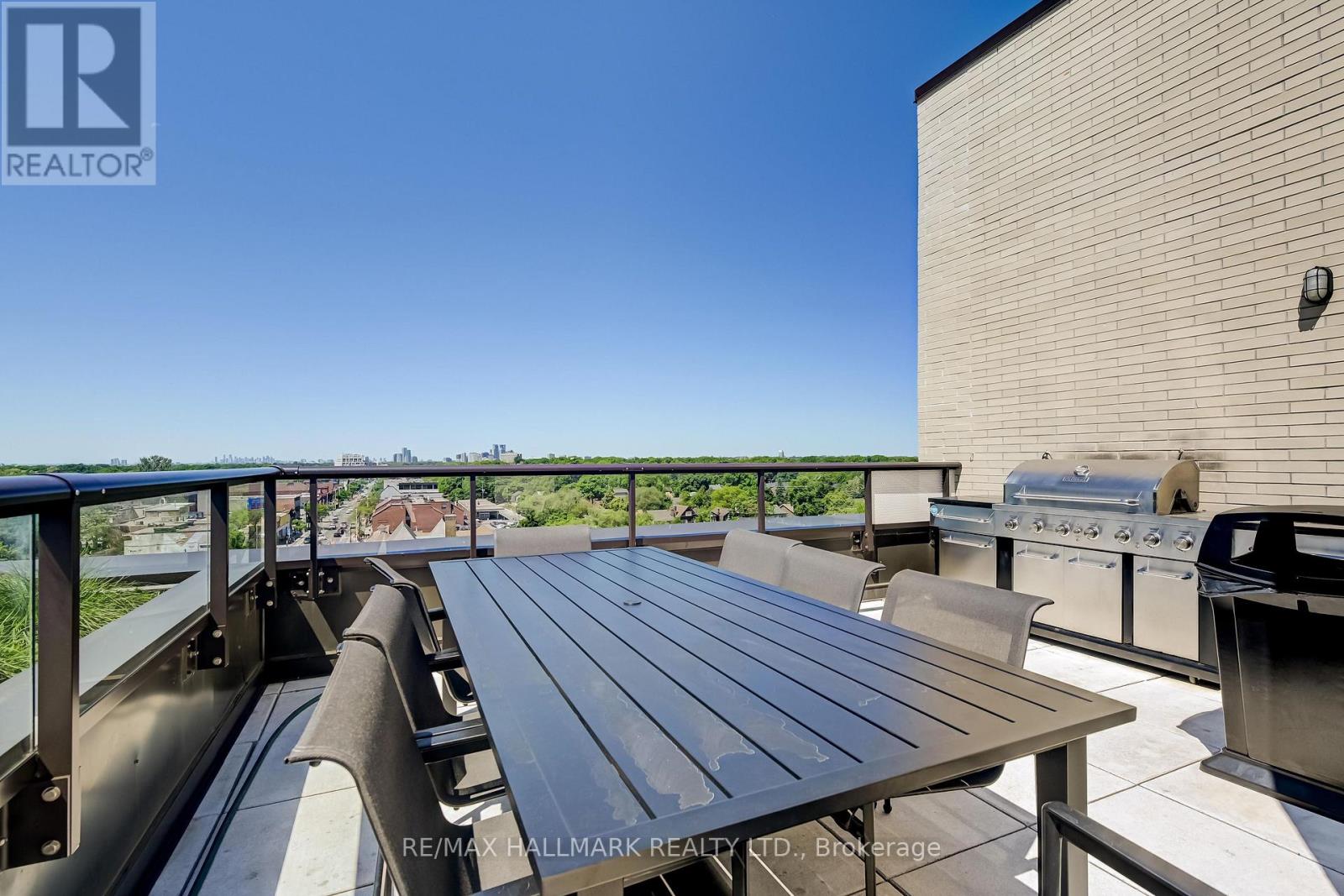 #402 2118 BLOOR STREET W - 35