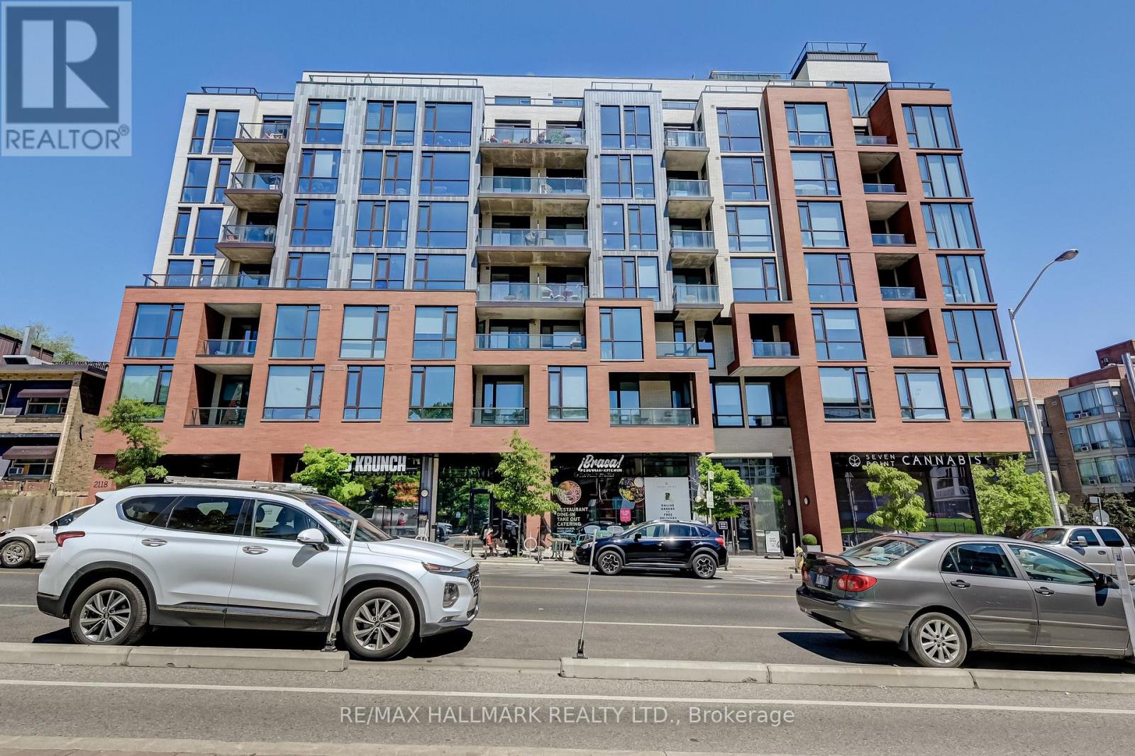 #402 2118 BLOOR STREET W - 40