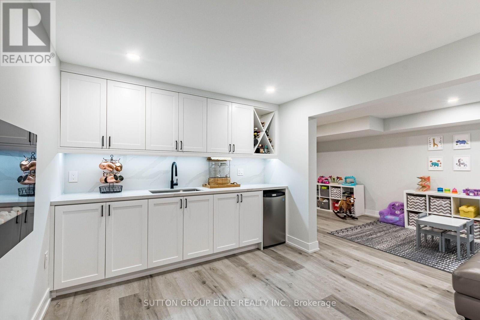 1009 IBAR WAY - 39