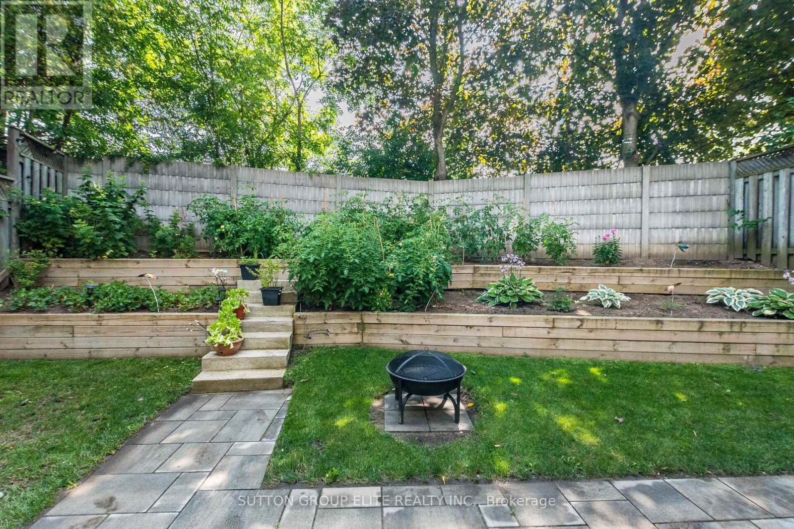 1009 IBAR WAY - 44