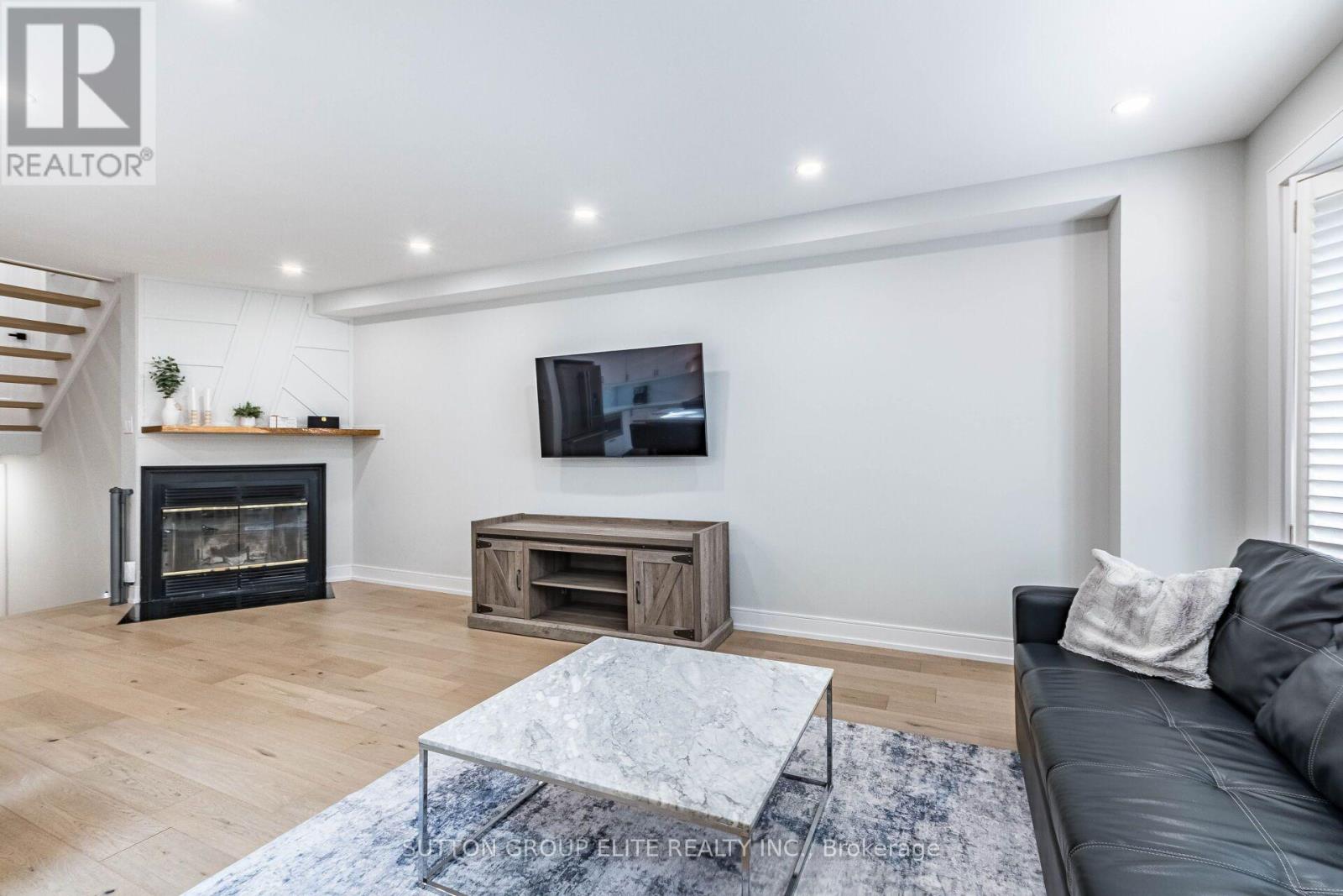 1009 IBAR WAY - 6