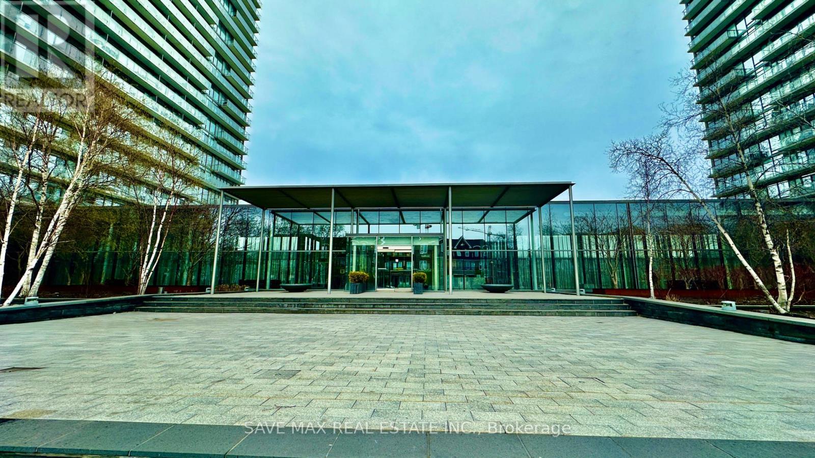 #3213 105 THE QUEENSWAY AVENUE - 2