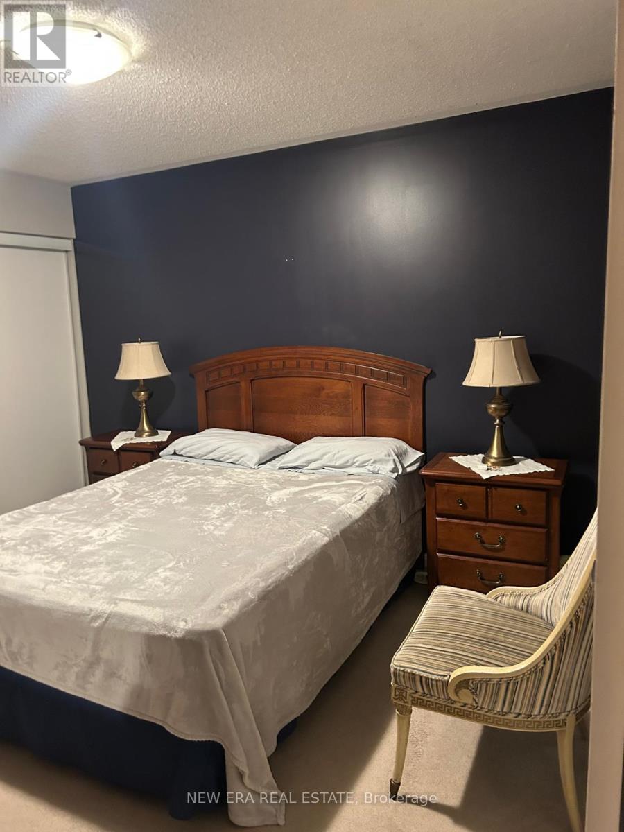 225 SCHREYER CRESCENT - 6