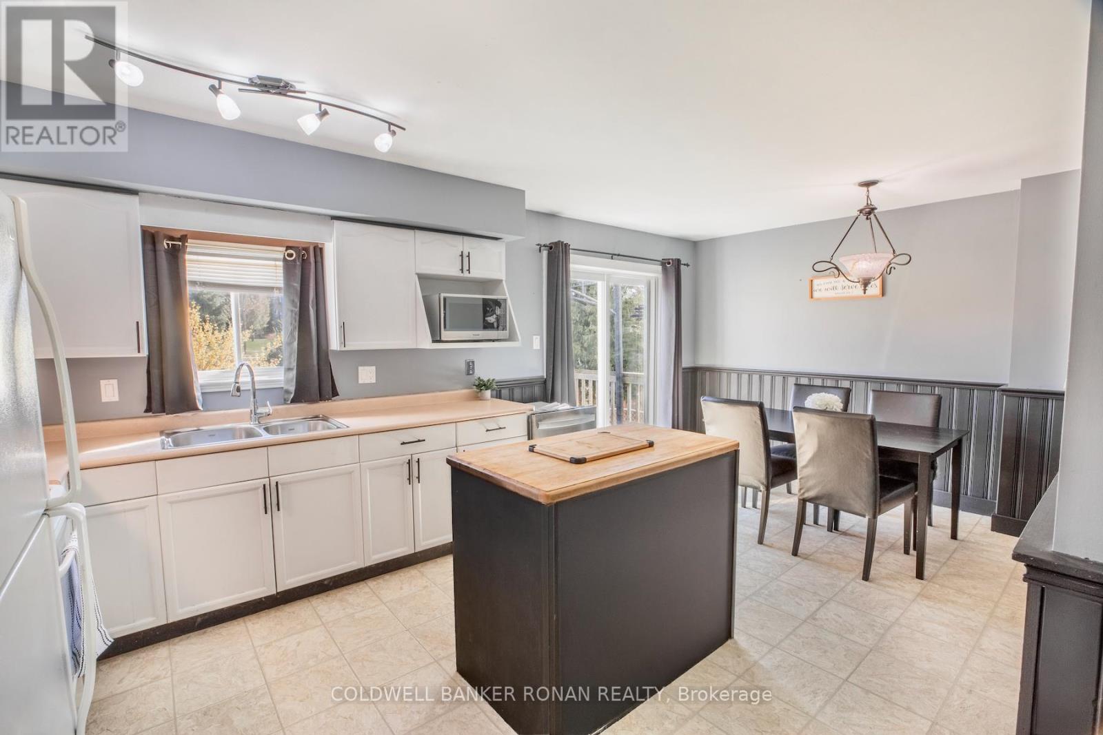 15 JENNINGS DRIVE - Image 13