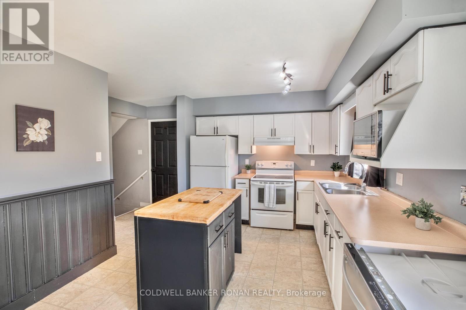 15 JENNINGS DRIVE - Image 12