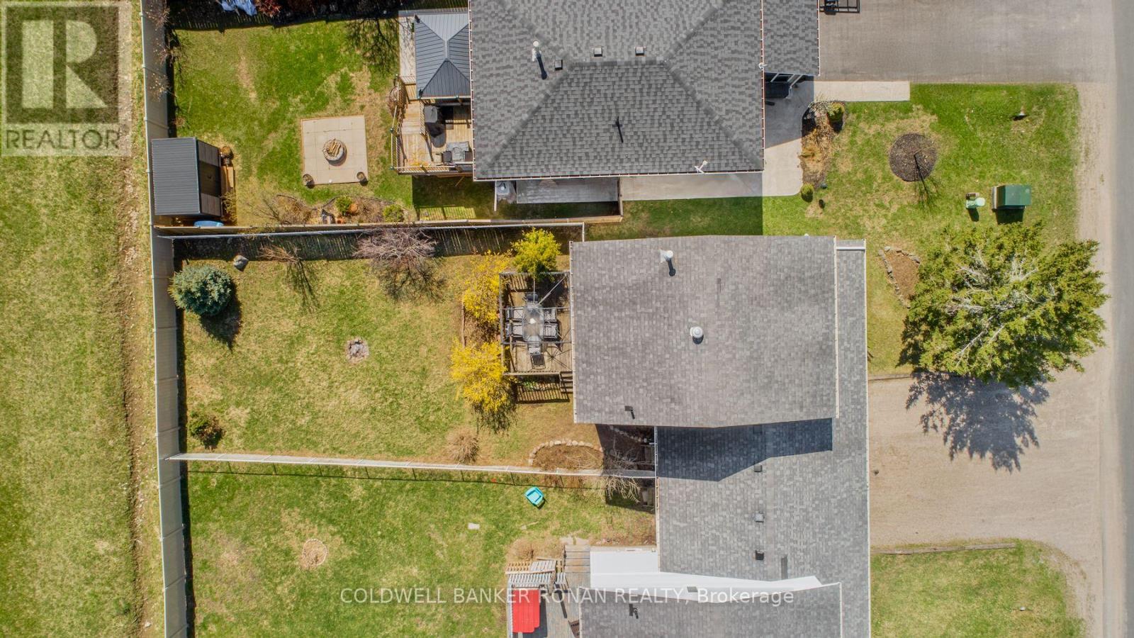 15 JENNINGS DRIVE - 36