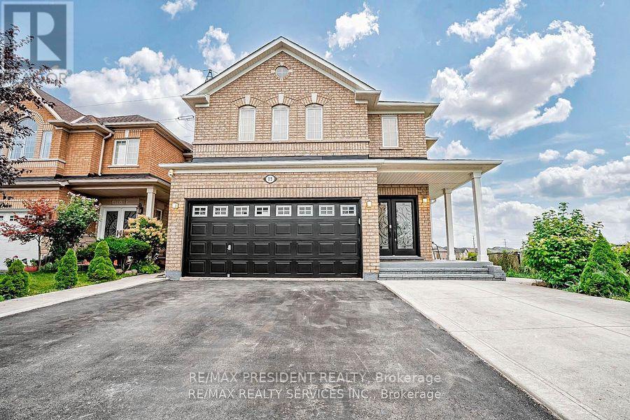 15 ROUNDSTONE DRIVE, Brampton (Credit Valley) — photo 2