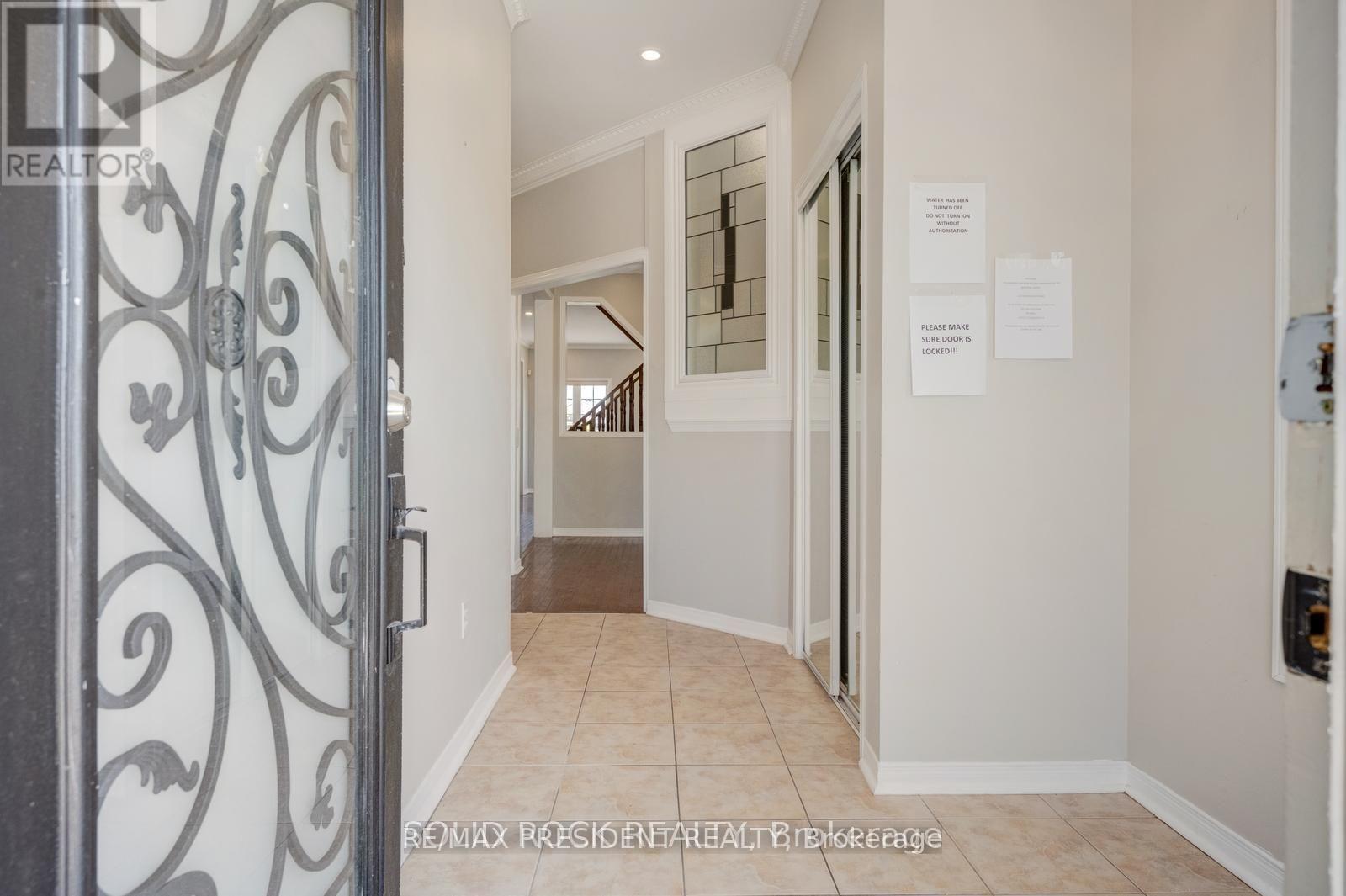 15 ROUNDSTONE DRIVE, Brampton (Credit Valley) — photo 3