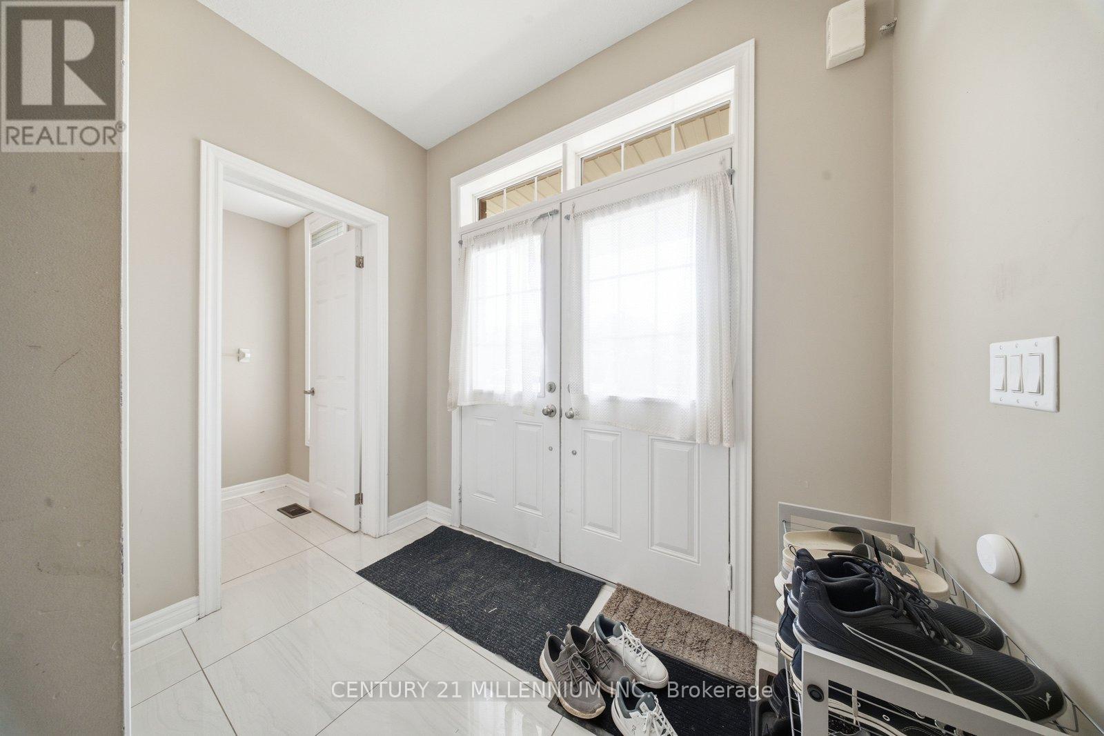 1153 UPPER THAMES DRIVE - 6