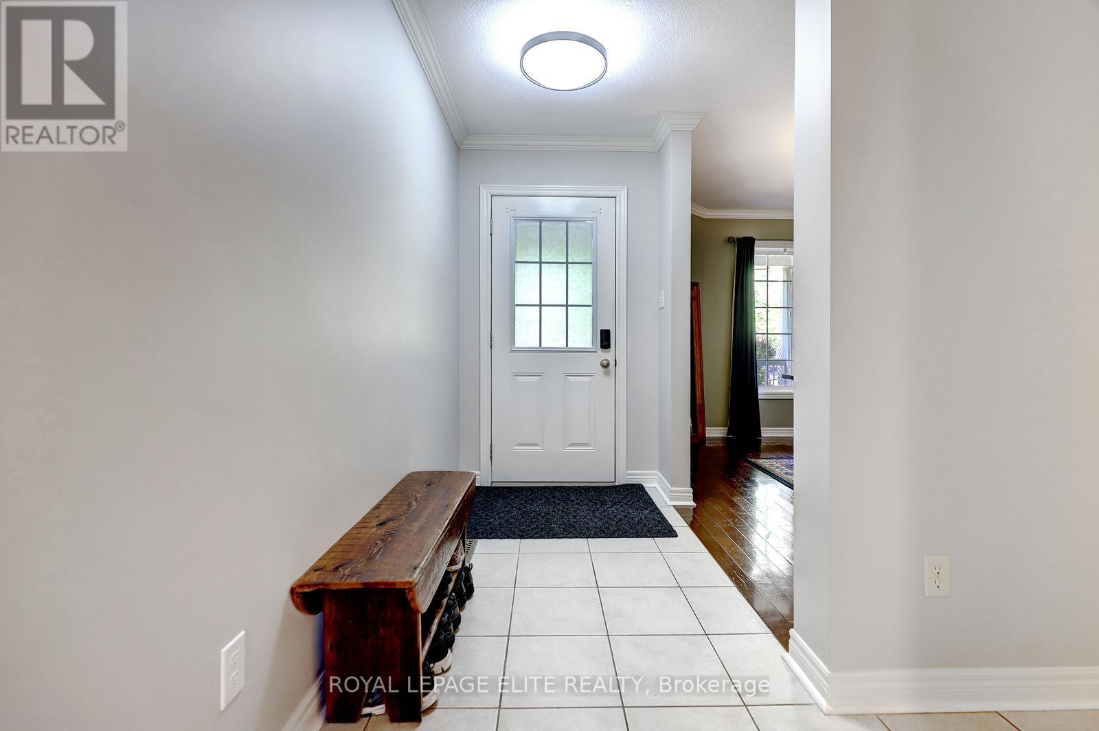 118 LYNCH CIRCLE - 4