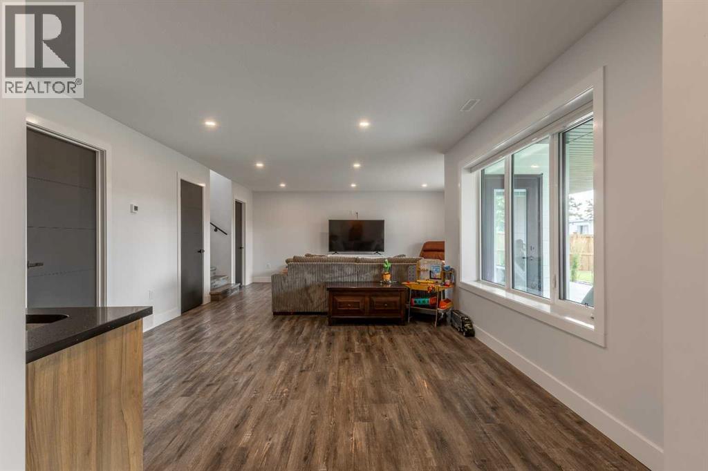 801 Sunset Place - Image 26