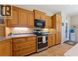 4pc Ensuite bath - 301 Governors Road E, Paris, ON N3L3E1 Photo 9
