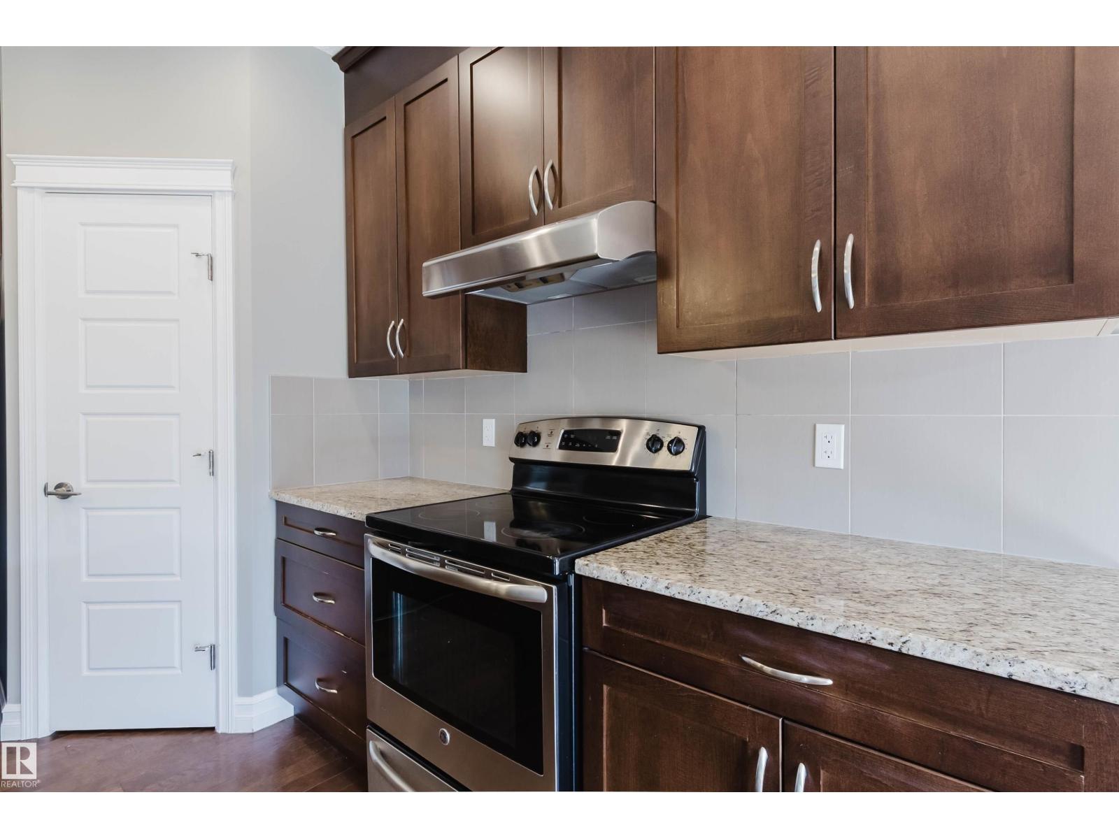 15839 10 AV SW - Image 13