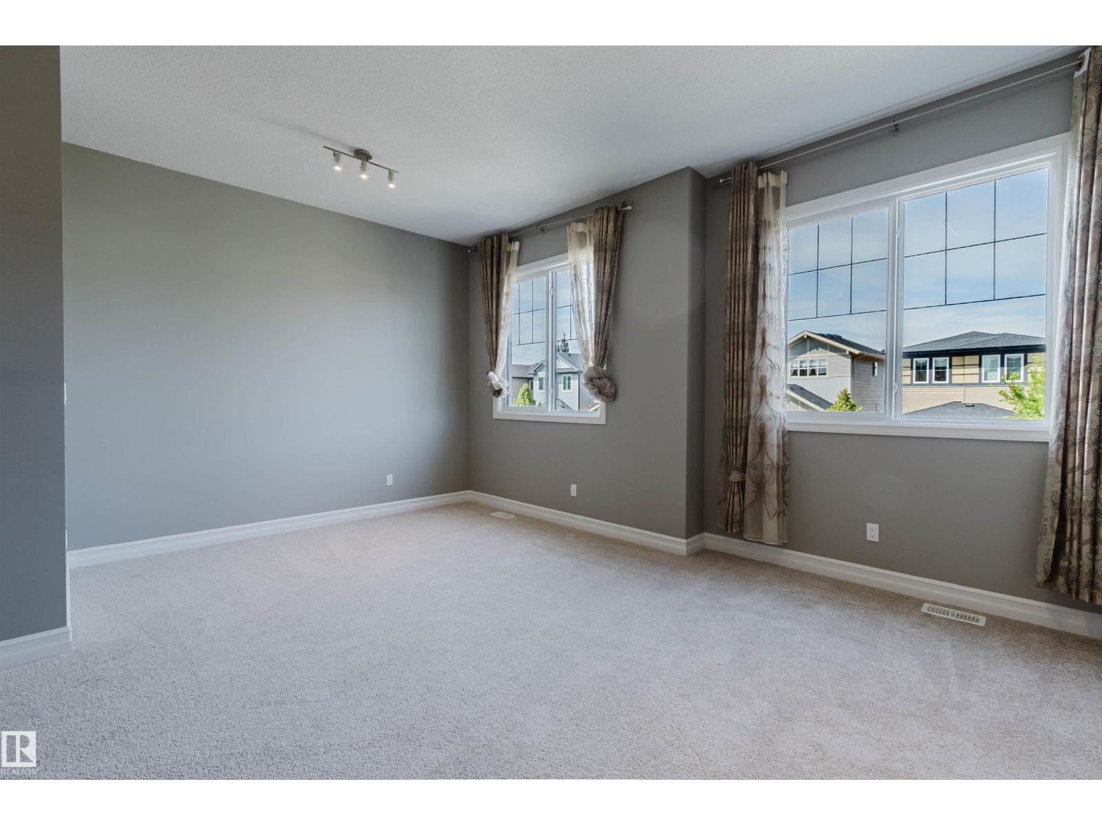 15839 10 AV SW - 20