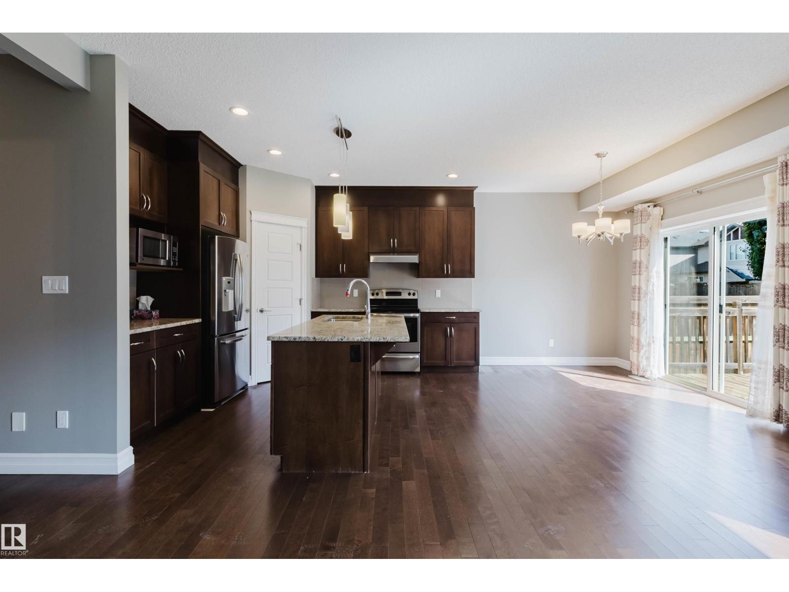 15839 10 AV SW - Image 9