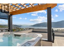 9829 Beacon Hill Crescent, Lake Country, BC V4V0A9 Photo 48