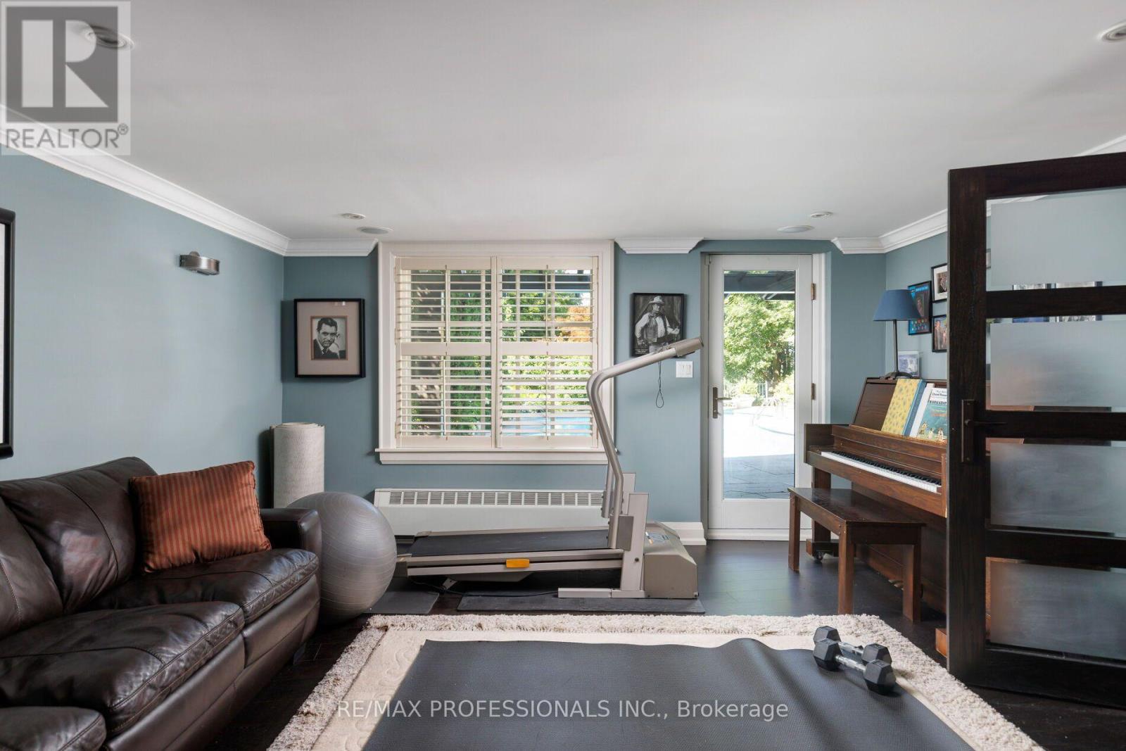 19 THE KINGSWAY - Image 32