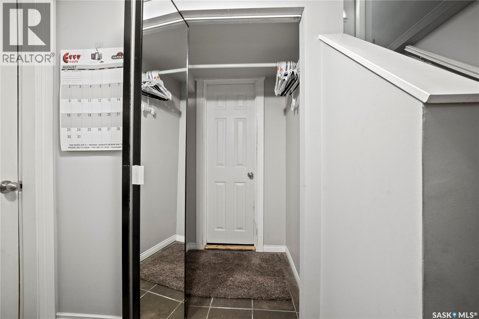 2730 Thornton AVENUE - 29